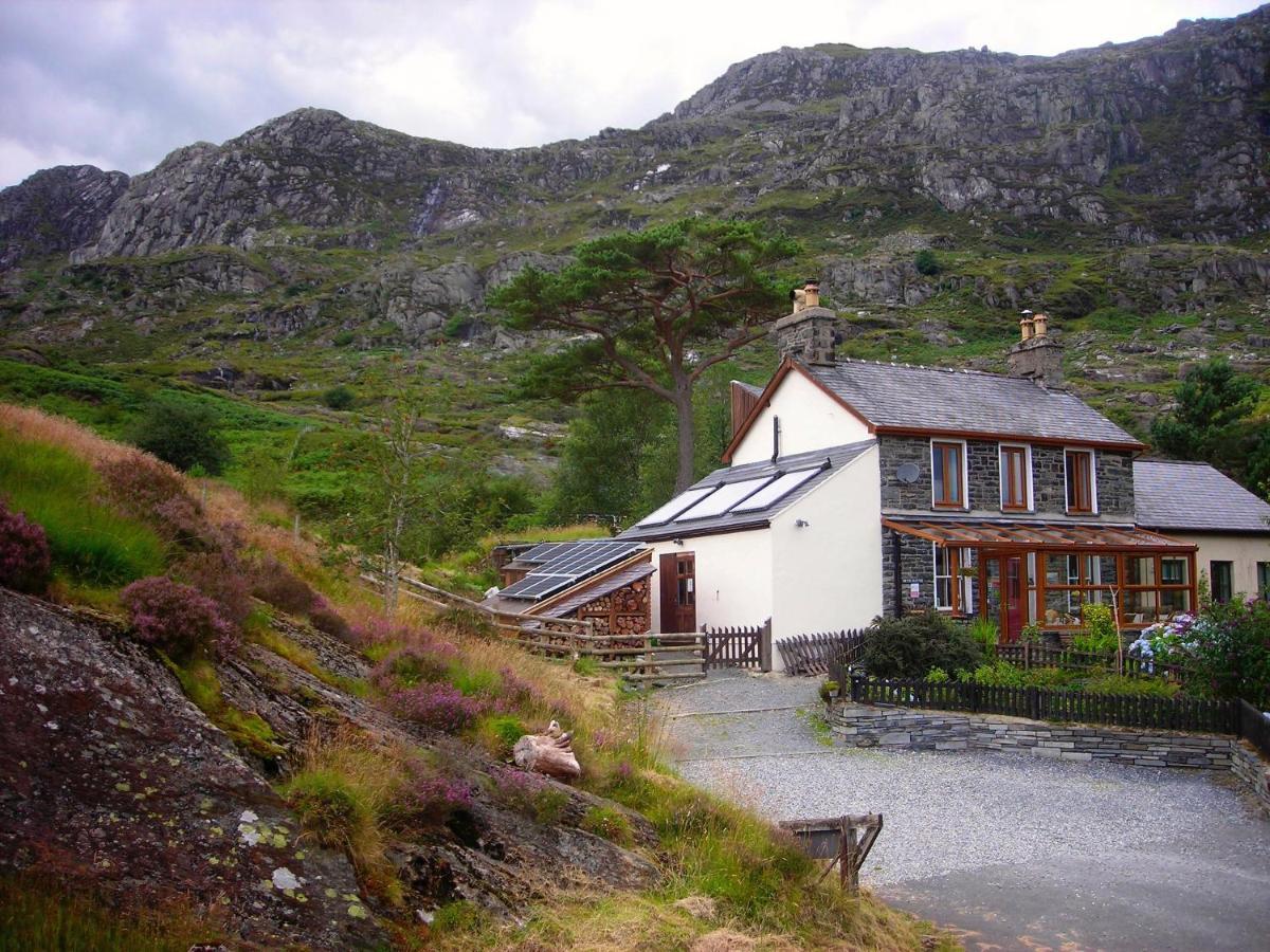 Bryn Elltyd Eco House Blaenau Ffestiniog Exterior foto
