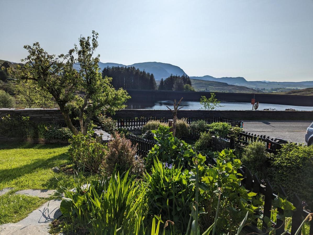 Bryn Elltyd Eco House Blaenau Ffestiniog Exterior foto