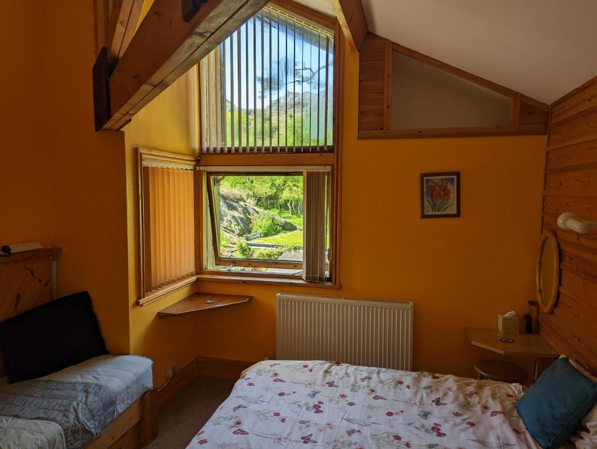 Bryn Elltyd Eco House Blaenau Ffestiniog Exterior foto