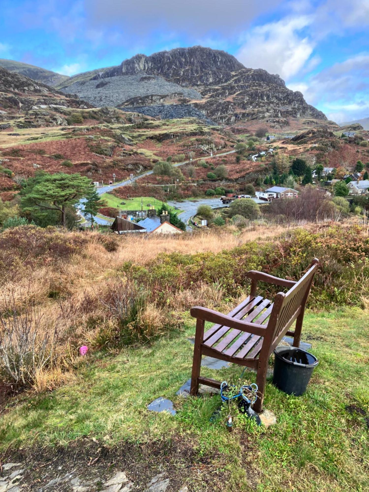 Bryn Elltyd Eco House Blaenau Ffestiniog Exterior foto