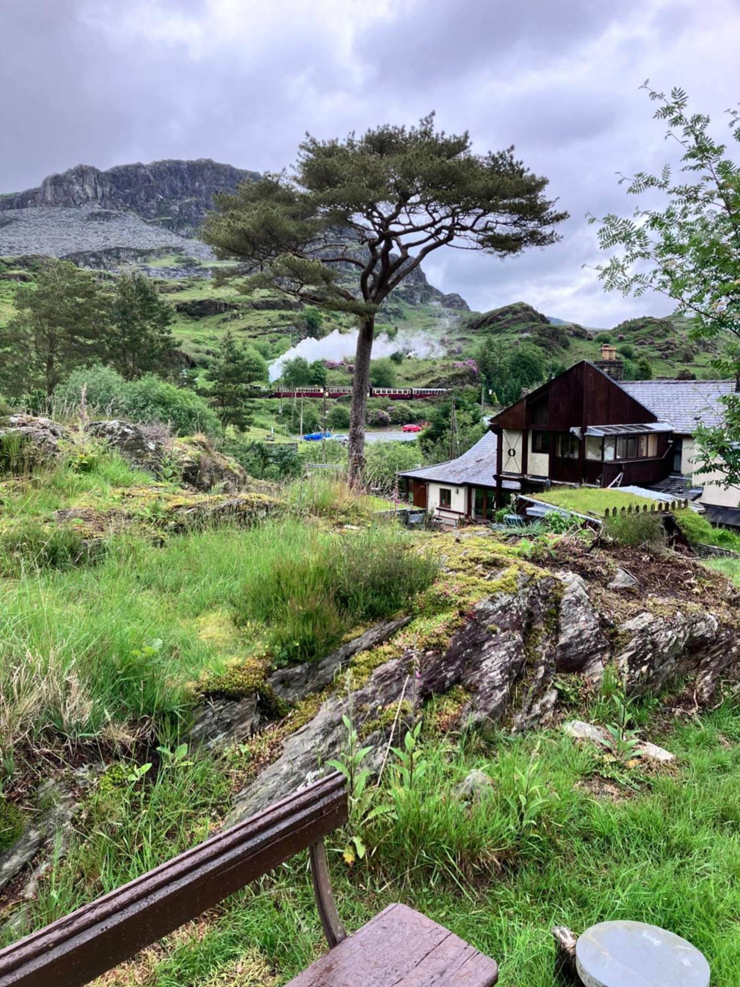 Bryn Elltyd Eco House Blaenau Ffestiniog Exterior foto