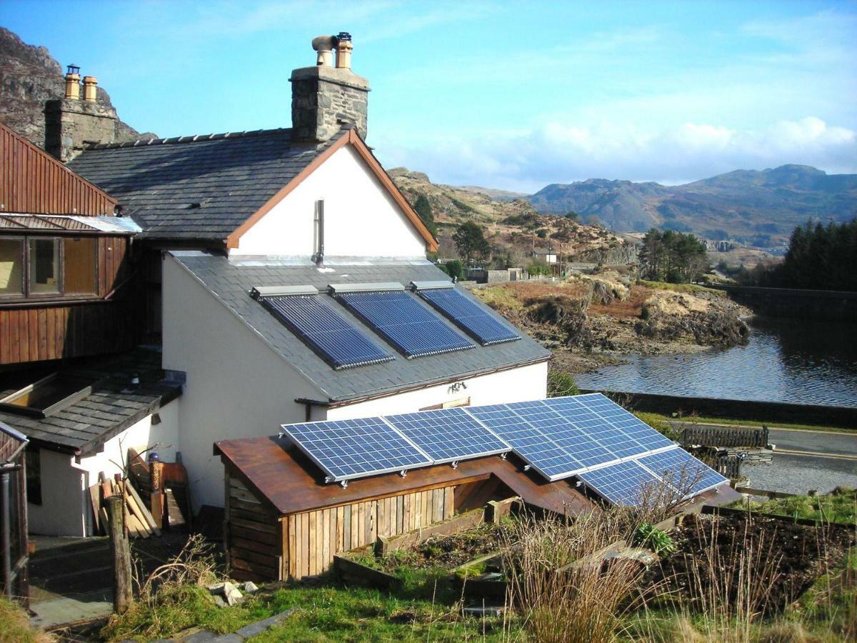 Bryn Elltyd Eco House Blaenau Ffestiniog Exterior foto
