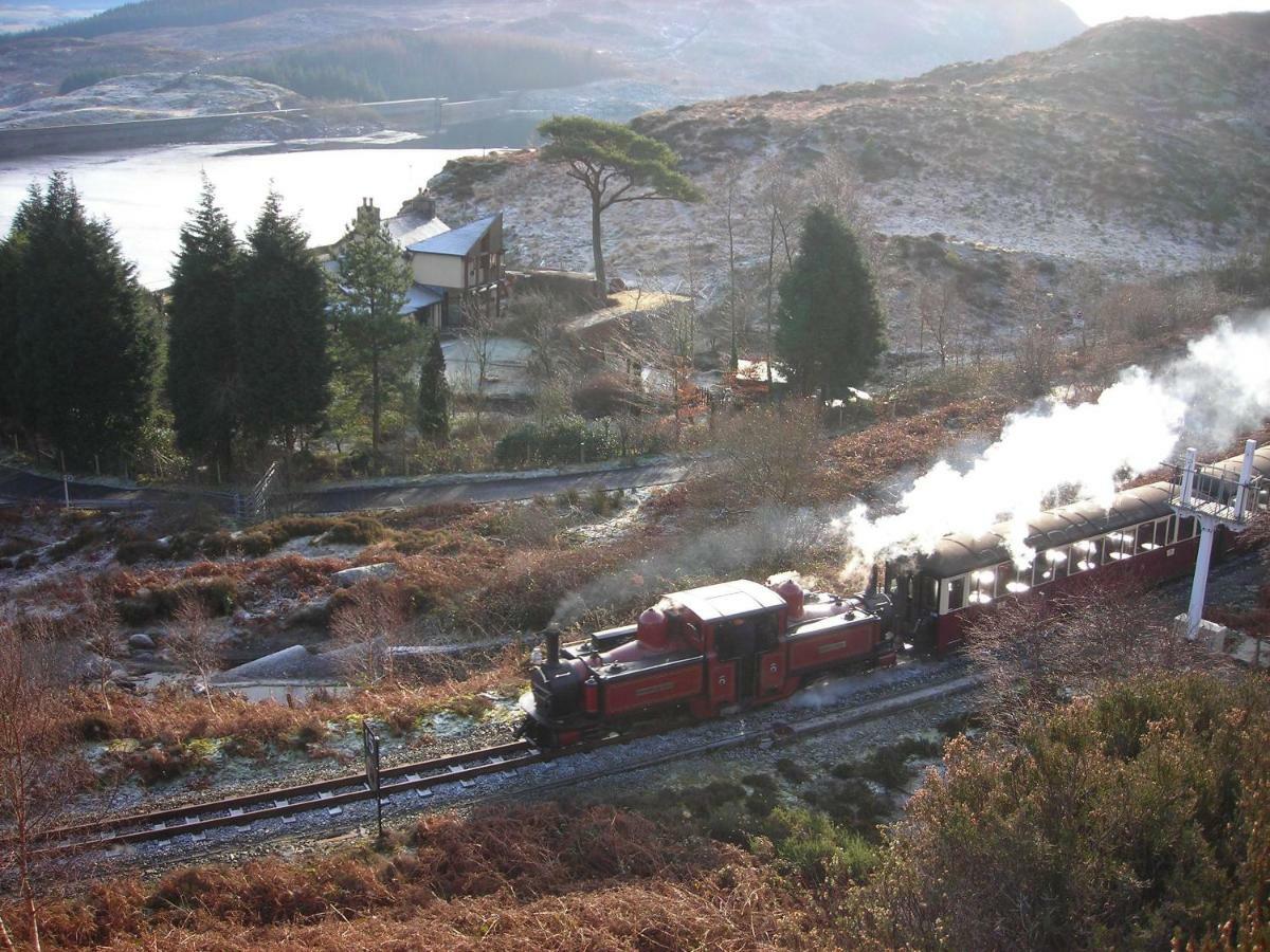 Bryn Elltyd Eco House Blaenau Ffestiniog Exterior foto