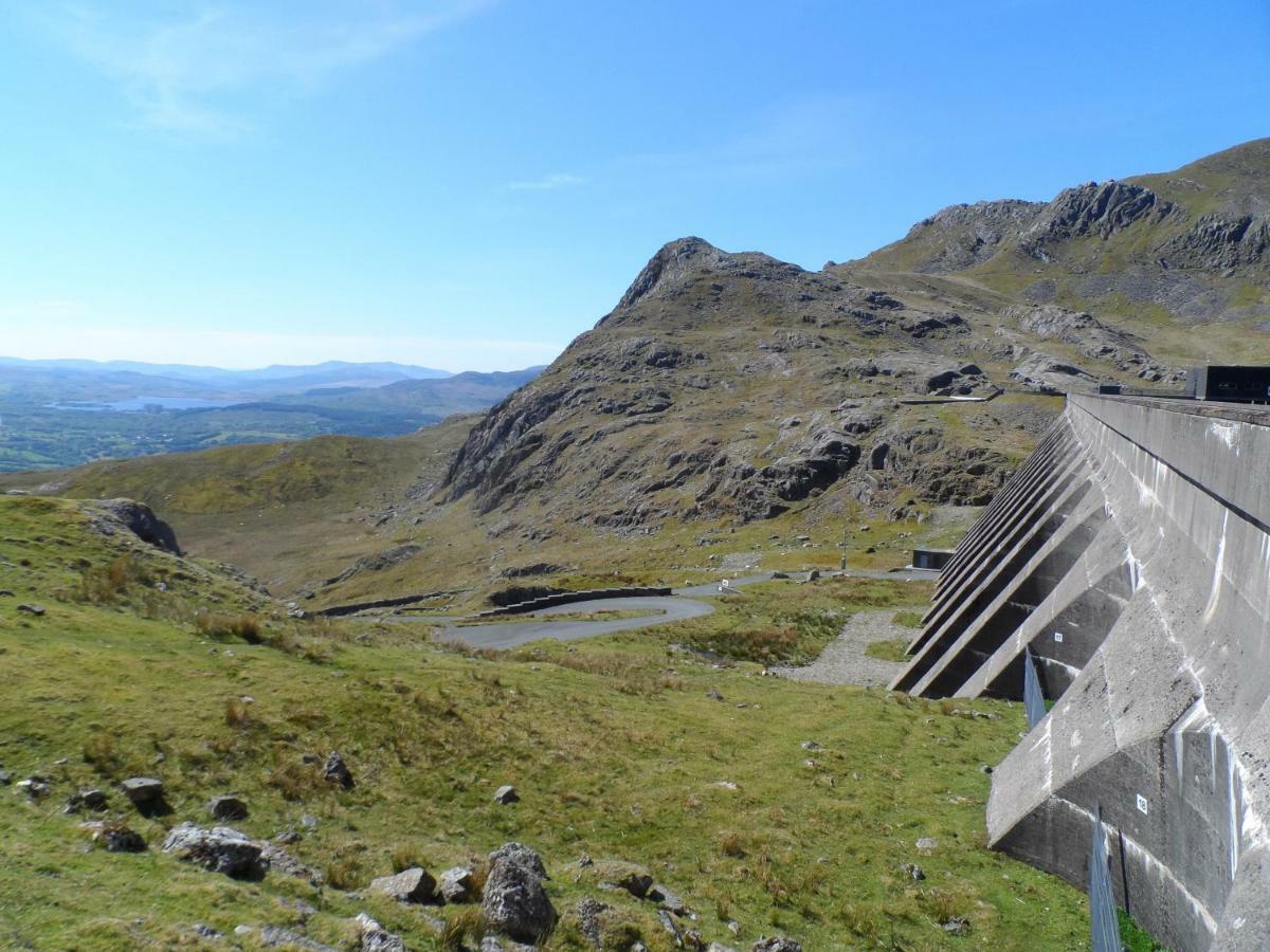 Bryn Elltyd Eco House Blaenau Ffestiniog Exterior foto