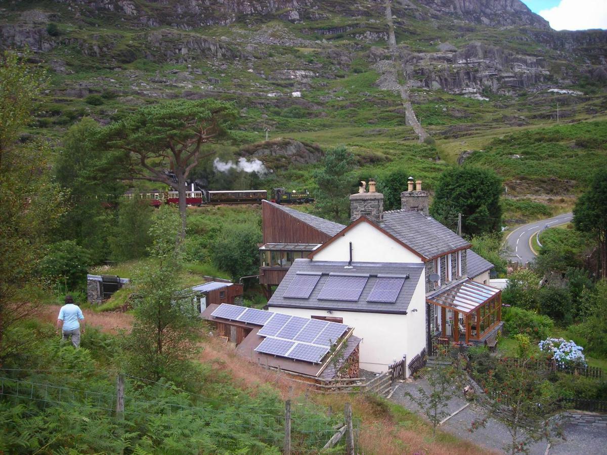 Bryn Elltyd Eco House Blaenau Ffestiniog Exterior foto