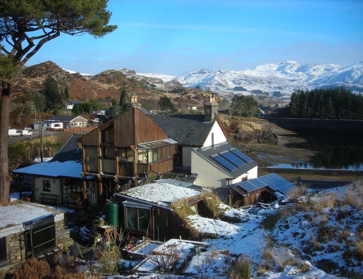 Bryn Elltyd Eco House Blaenau Ffestiniog Exterior foto